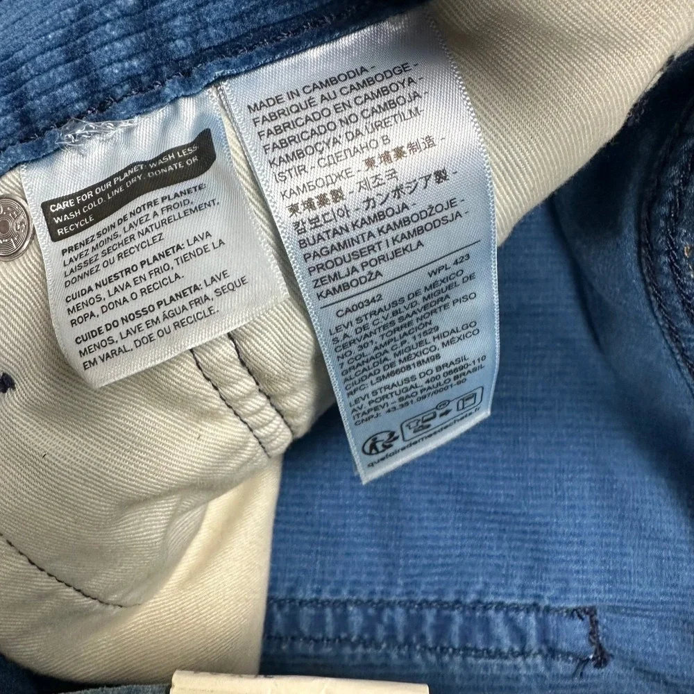 Levis Premium 568 Loose Straight Corduroy Pants Mens 31x34 Indigo Blue NEW